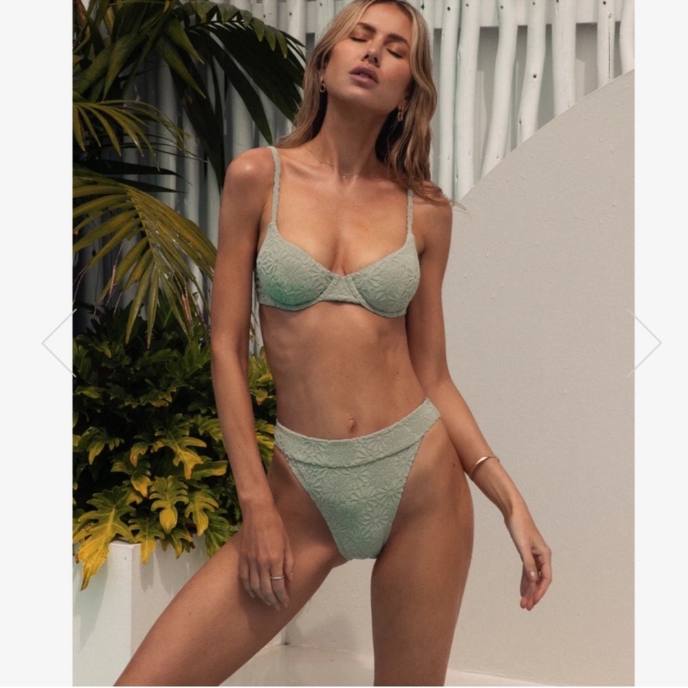 NWT Somerfield Swim Bikini Set - Navagio